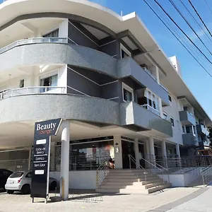 Aconchegante A 200 Metros Da Apartamento